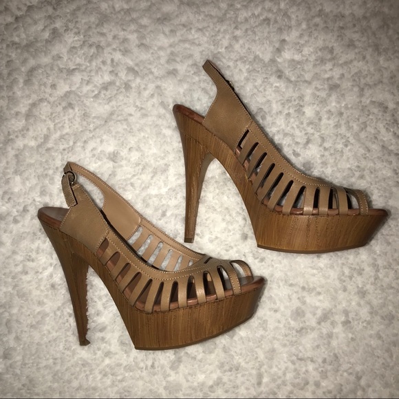 Jessica Simpson Finch Heel - Picture 6 of 8